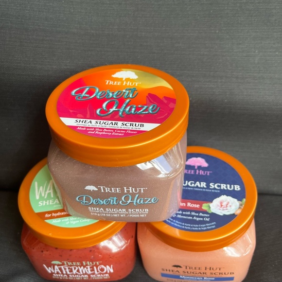 Tree Hut Bundle, for hydrated, youthful-looking skin - Picture 2 of 8